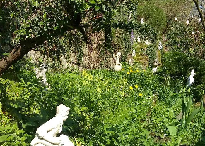 Gaestehaus Hirsch Отель *